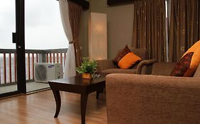 Hotel Bumi Asih Pandan Beach Resort  3*